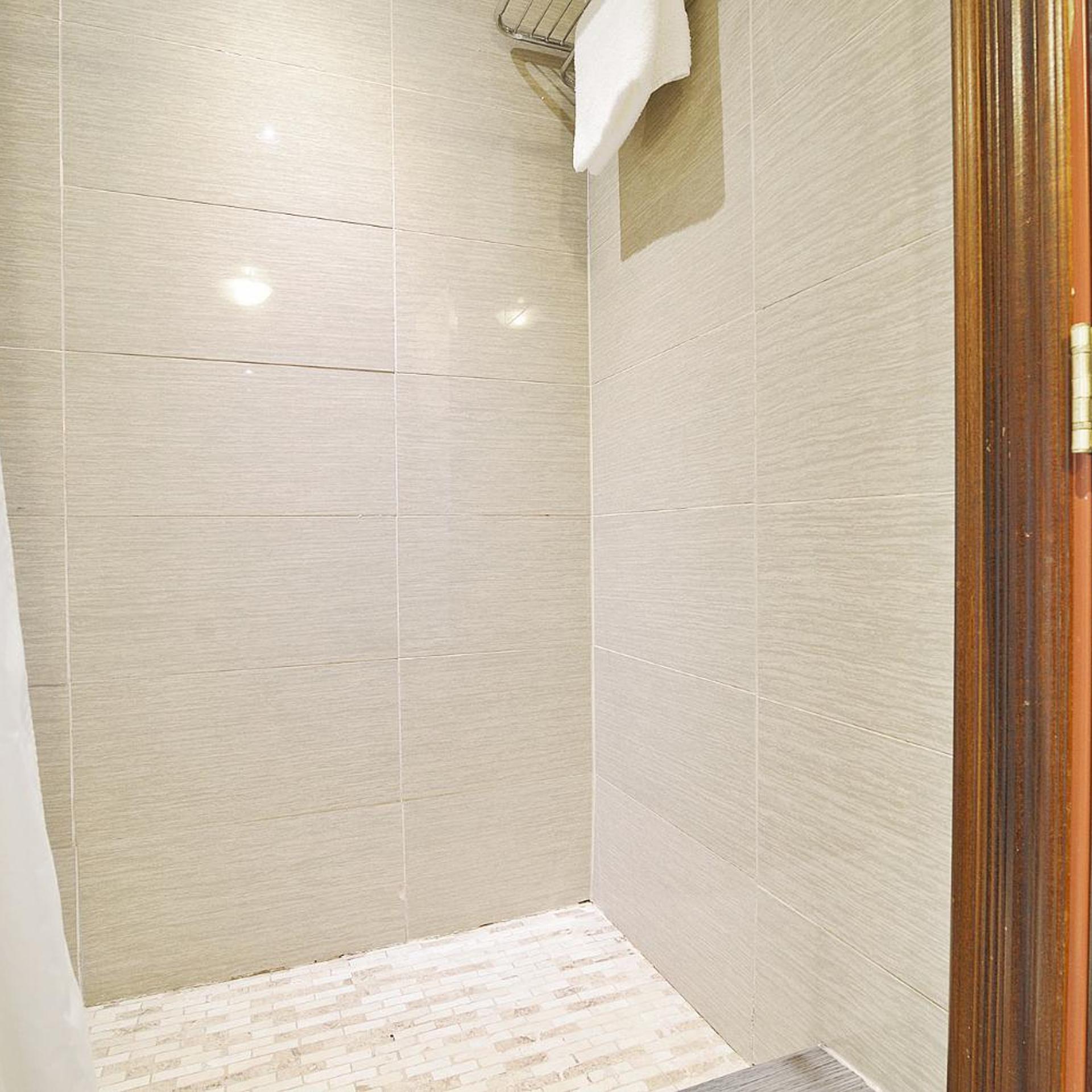 غرفة بسرير كينج، Woodbine Hotel and Suites 8/8