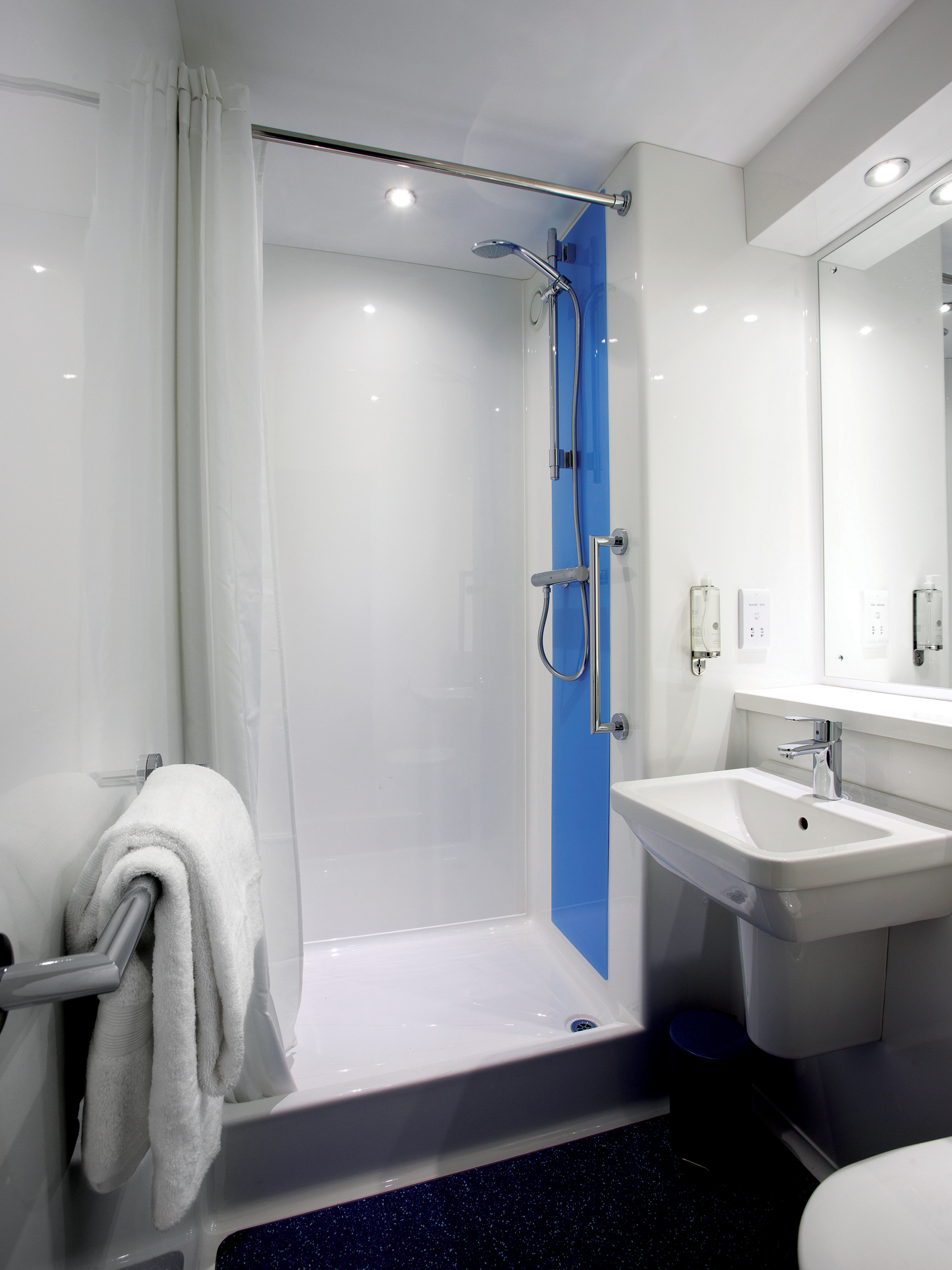 Travelodge Manchester Sportcity 19/20