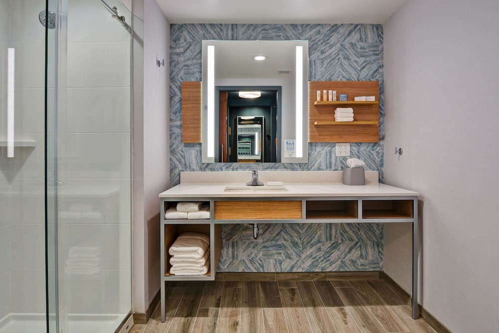 Hilton Garden Inn Destin Miramar Beach 26/84