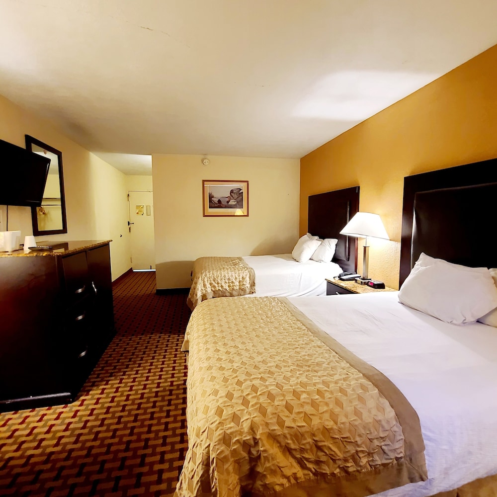Town Inn 9/40