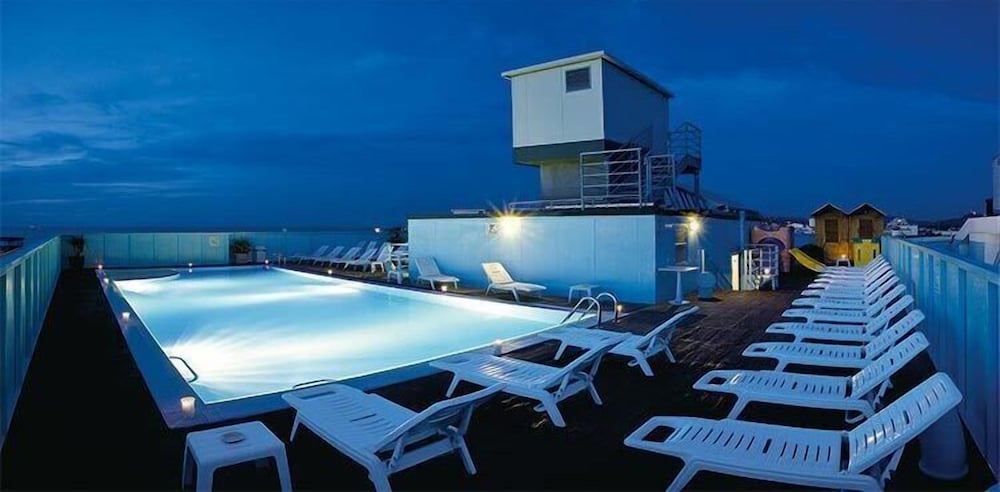 Elite Hotel 46/51