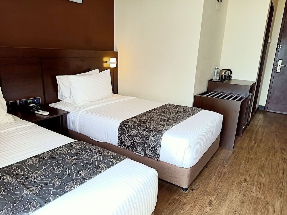 Villea Rompin Resort Golf 15/54