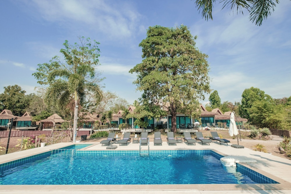 SANCTUARY NAM NGUM BEACH RESORT 44/53