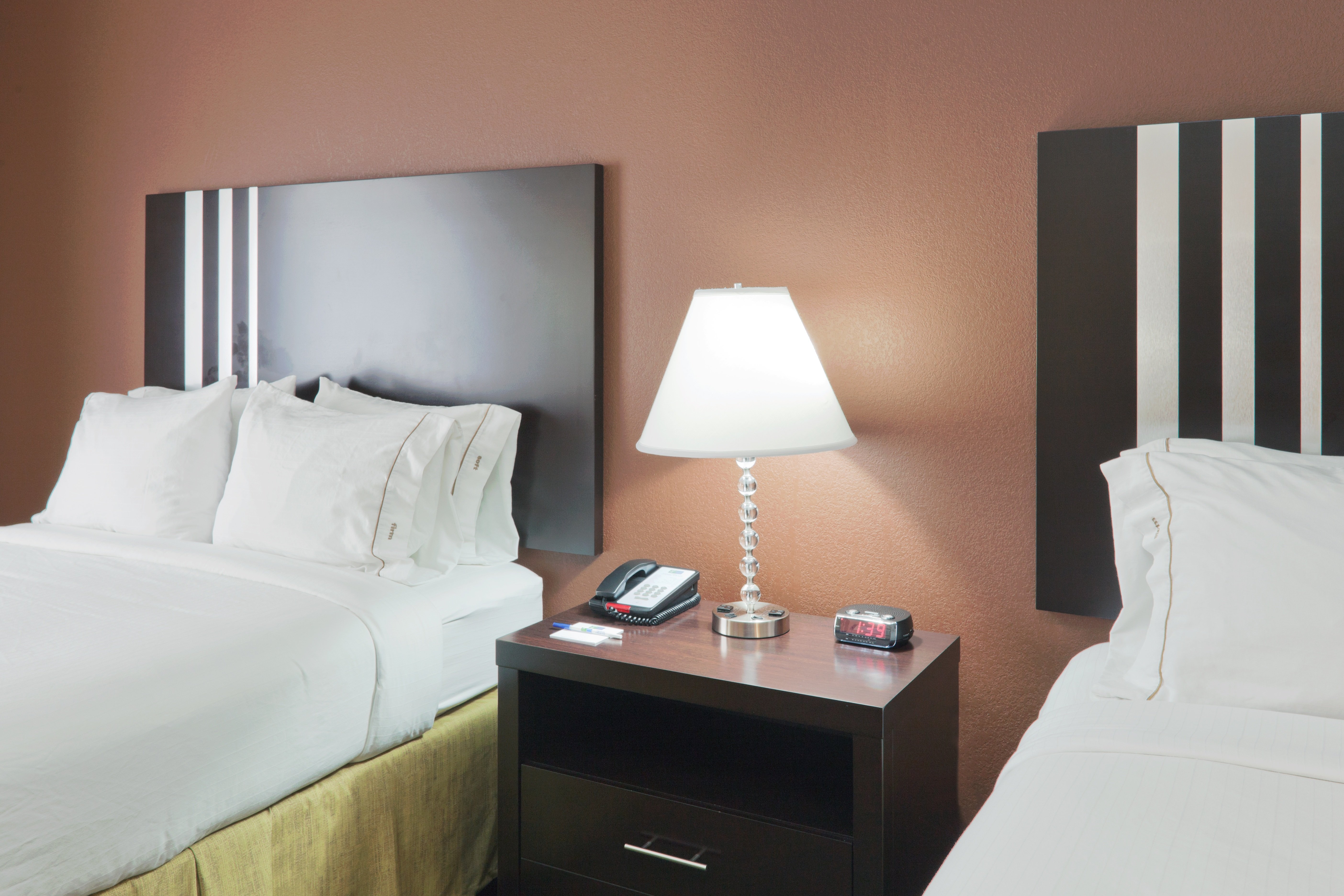 Holiday Inn Express Columbia 30/49