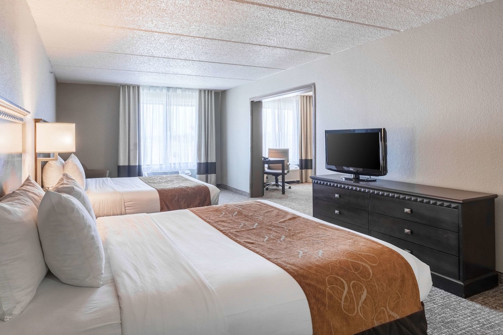 Comfort Suites Austin Airport 15/40