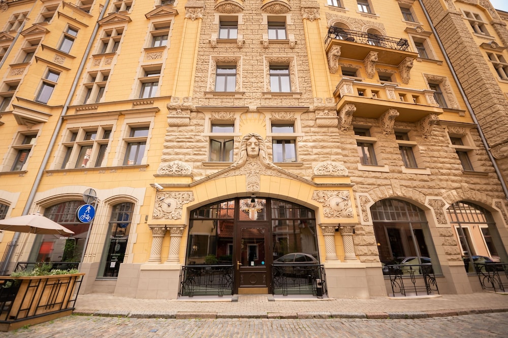 Neiburgs Hotel in RIGA