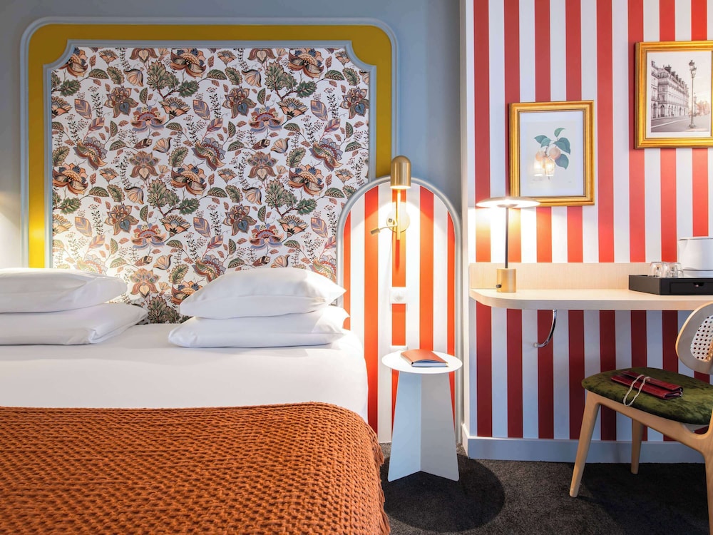 Mercure Paris Notre Dame Saint Germain Des Pres 10/64