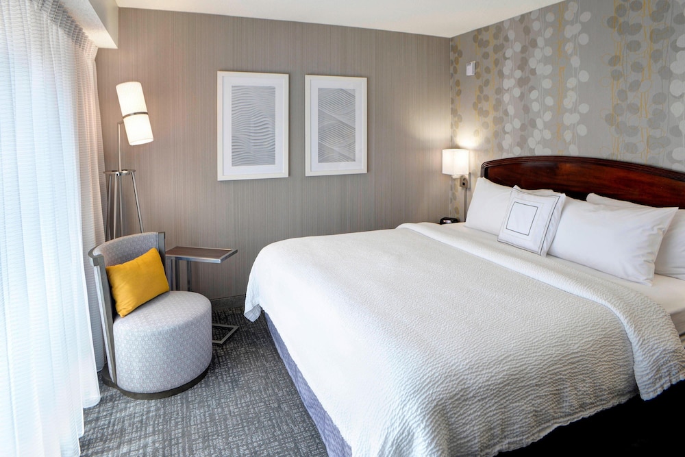 Courtyard By Marriott Kokomo 7/50