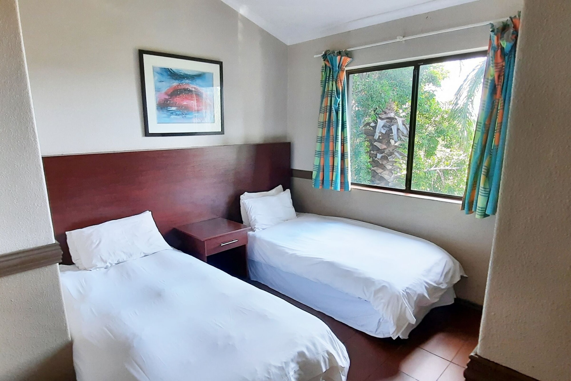 3 Bedrooms, Basic, Apartment, 1 Double and 4 Single Beds, Pool View, Balcony