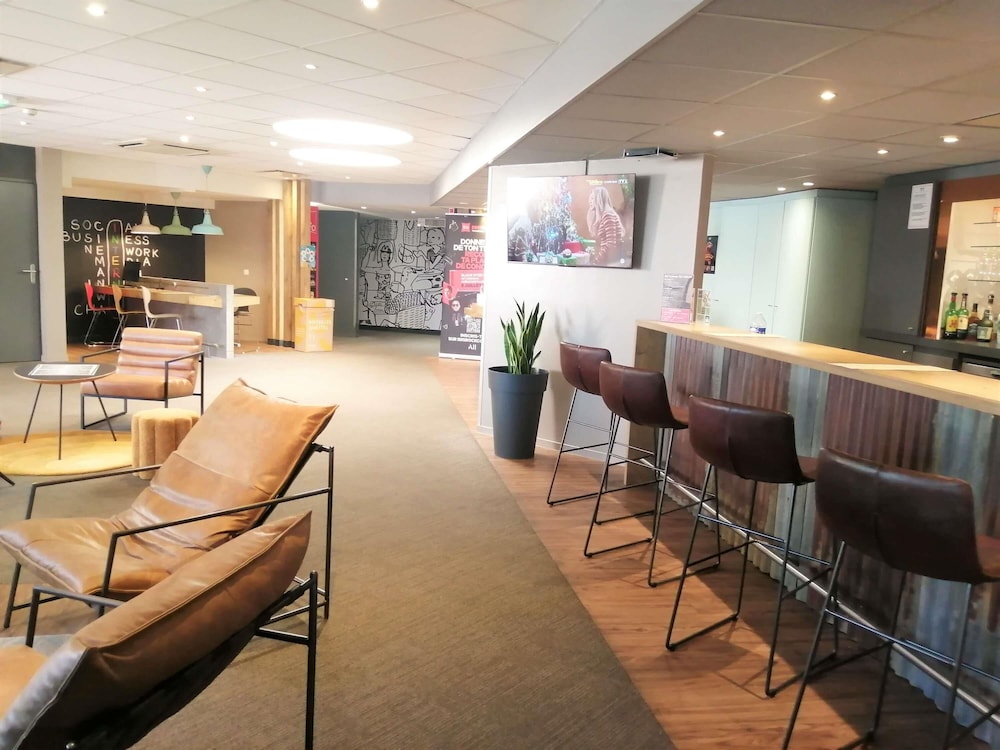 Ibis Poitiers Sud 40/67
