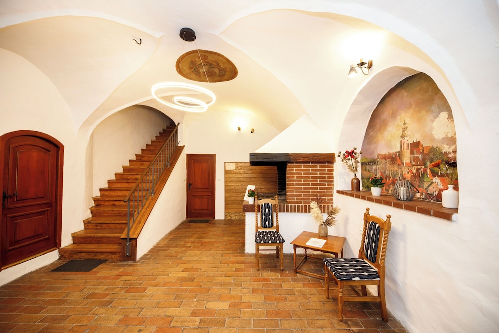 Hotel-Restaurant Svamberský Dum 17/83
