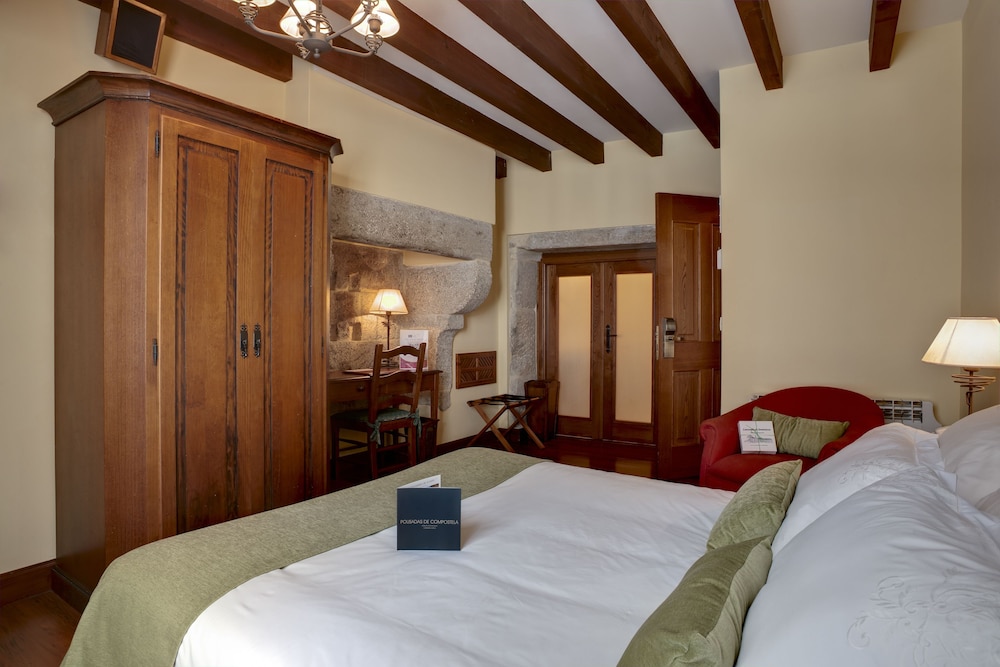 Hotel Airas Nunes 6/30