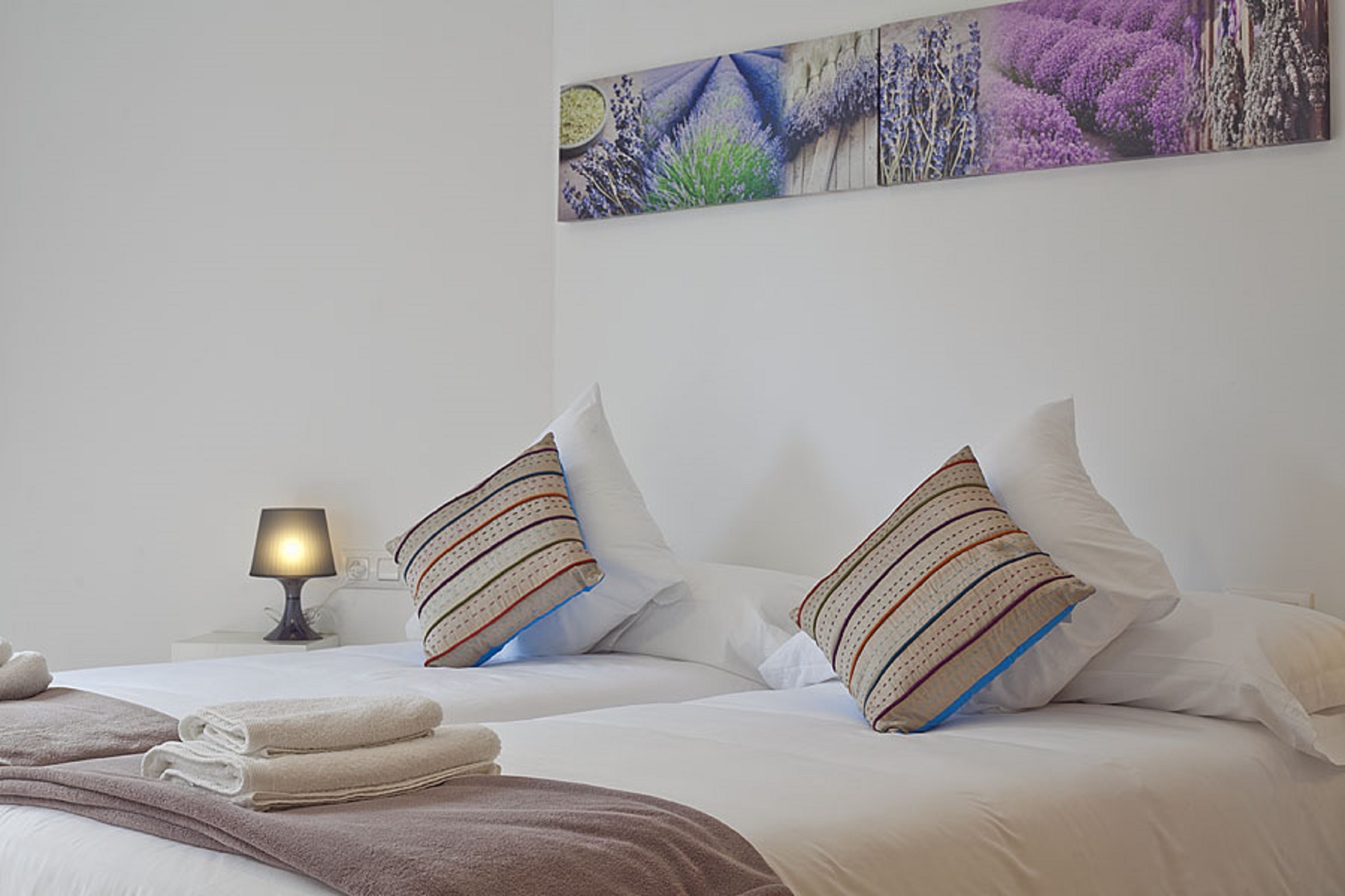 Charmsuites Paralel 10/25
