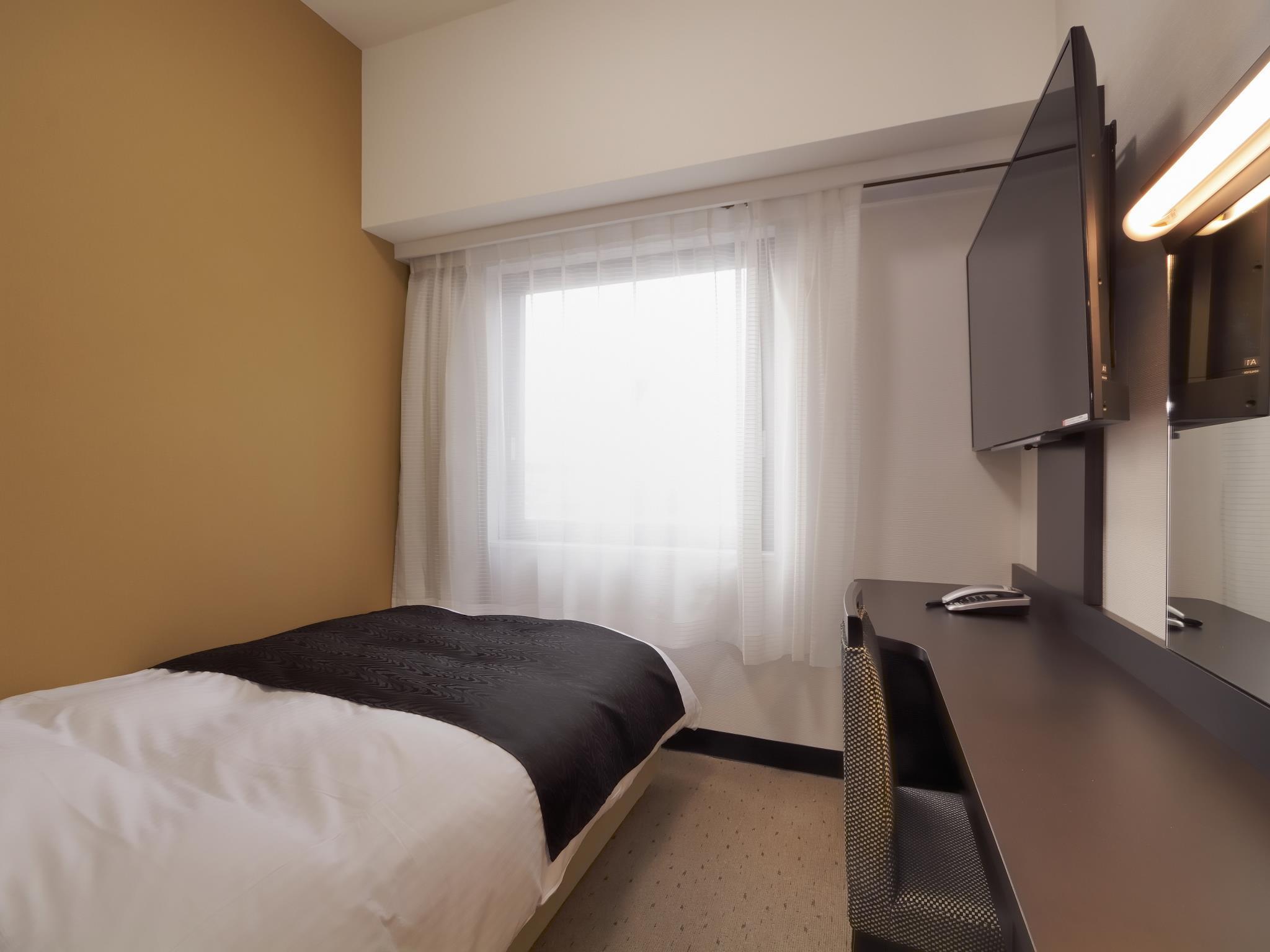 Semi Room, Single, Semi Double Bed, Smoking