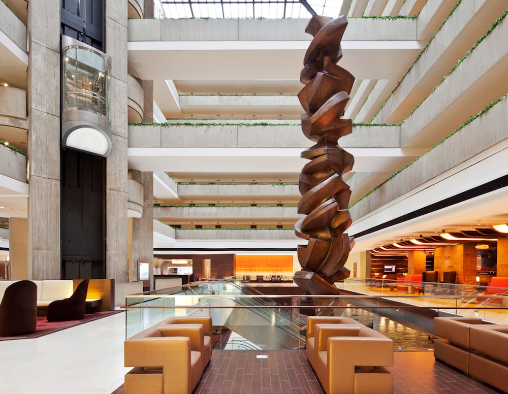 Hyatt Regency O Hare Chicago 32/50