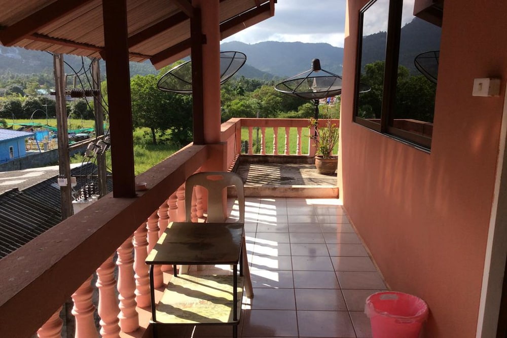 Baan Natcha 6/66