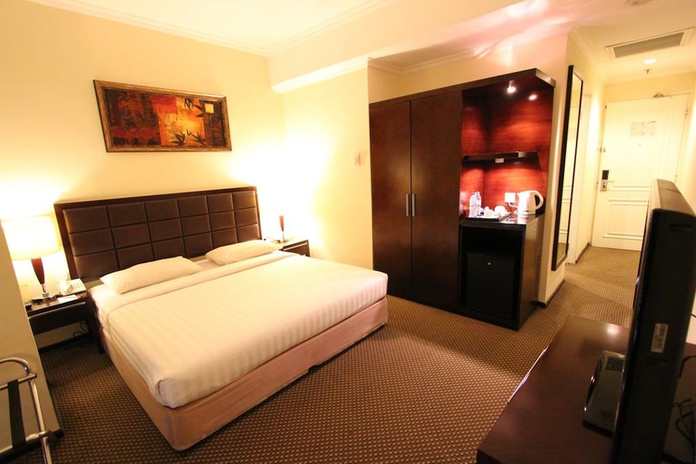 Harmoni One Convention Hotel and Service Apartments 19/65