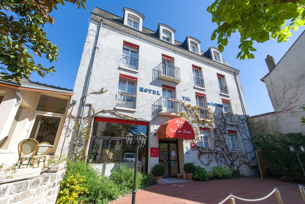 Hotel Val De Loire 3/41
