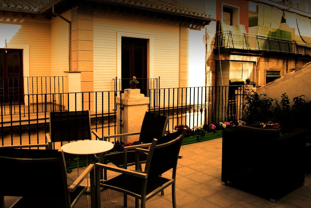 Oh My Hostel 26/50