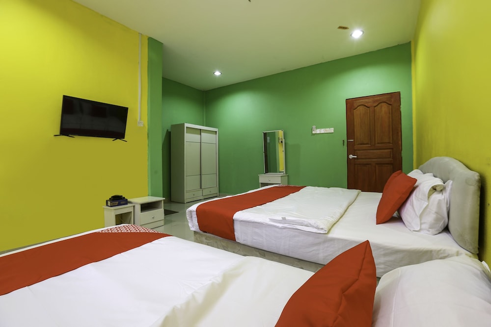 OYO 89933 Nun Hotel 7/19