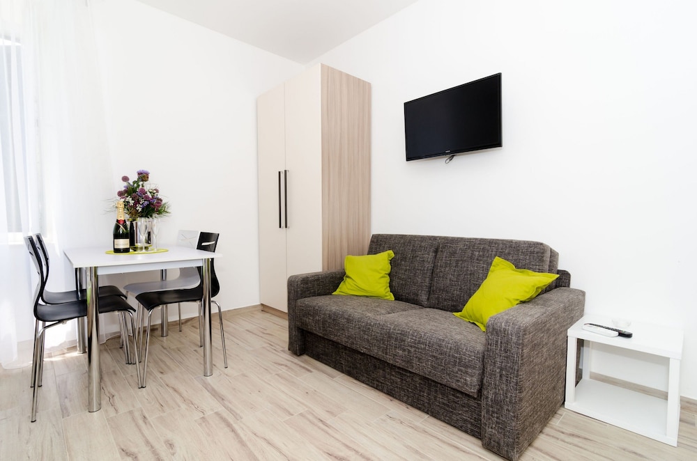 APARTMENTS GABRIERI 36/59