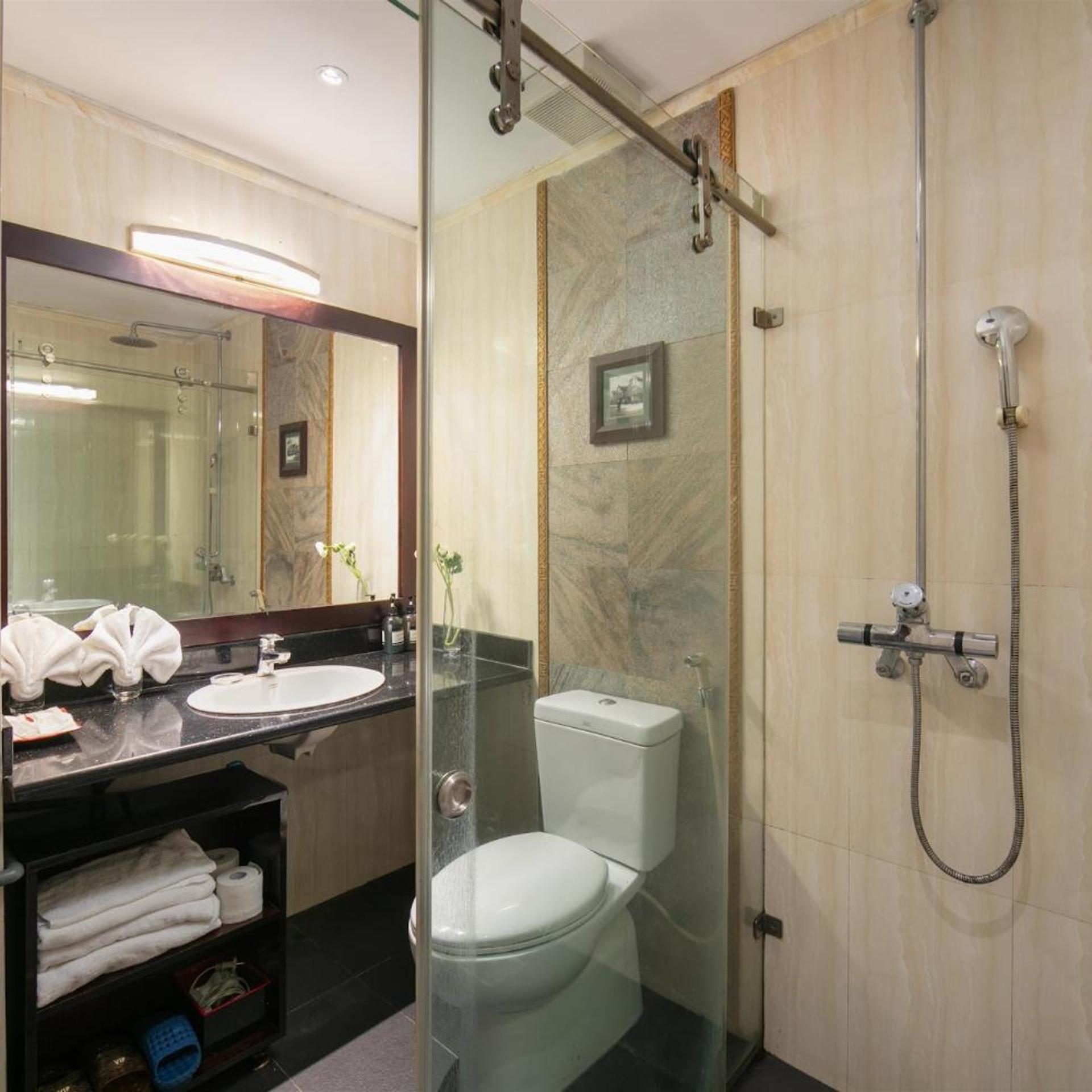 Hanoi Traveller House 51/58