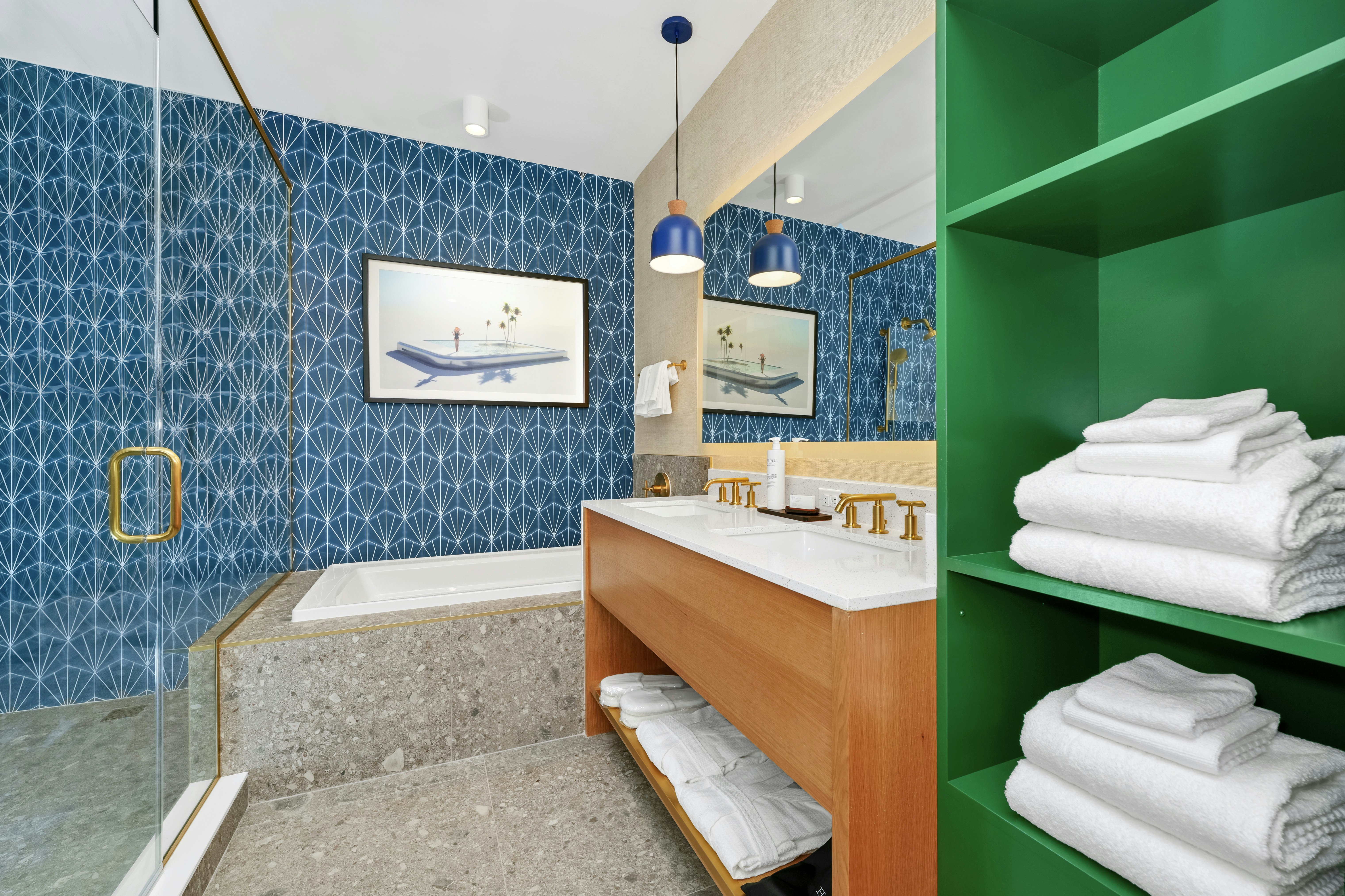 جناح بسرير كينج وسريرين كوين بغرفتي نوم، Embassy Suites By Hilton Orlando Sunset Walk 5/13
