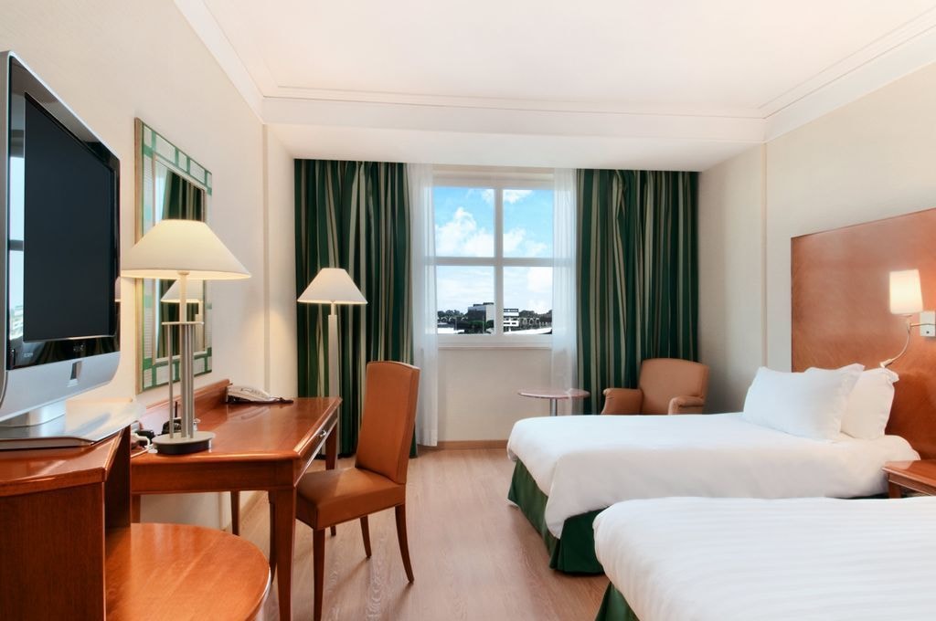 ROOM, TWIN BEDS