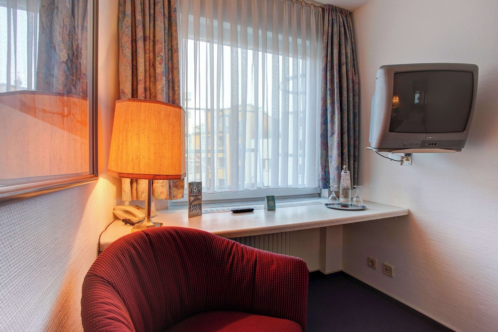 Centro Hotel Arde Koln 38/50