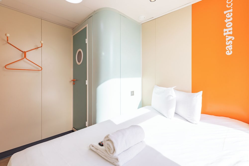 STANDARD, DOUBLE BED