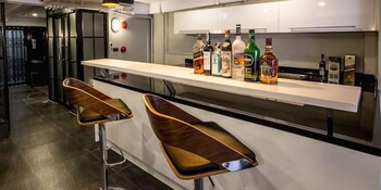 Jellybean the Blocks Hostel Sukhumvit 10 7/63