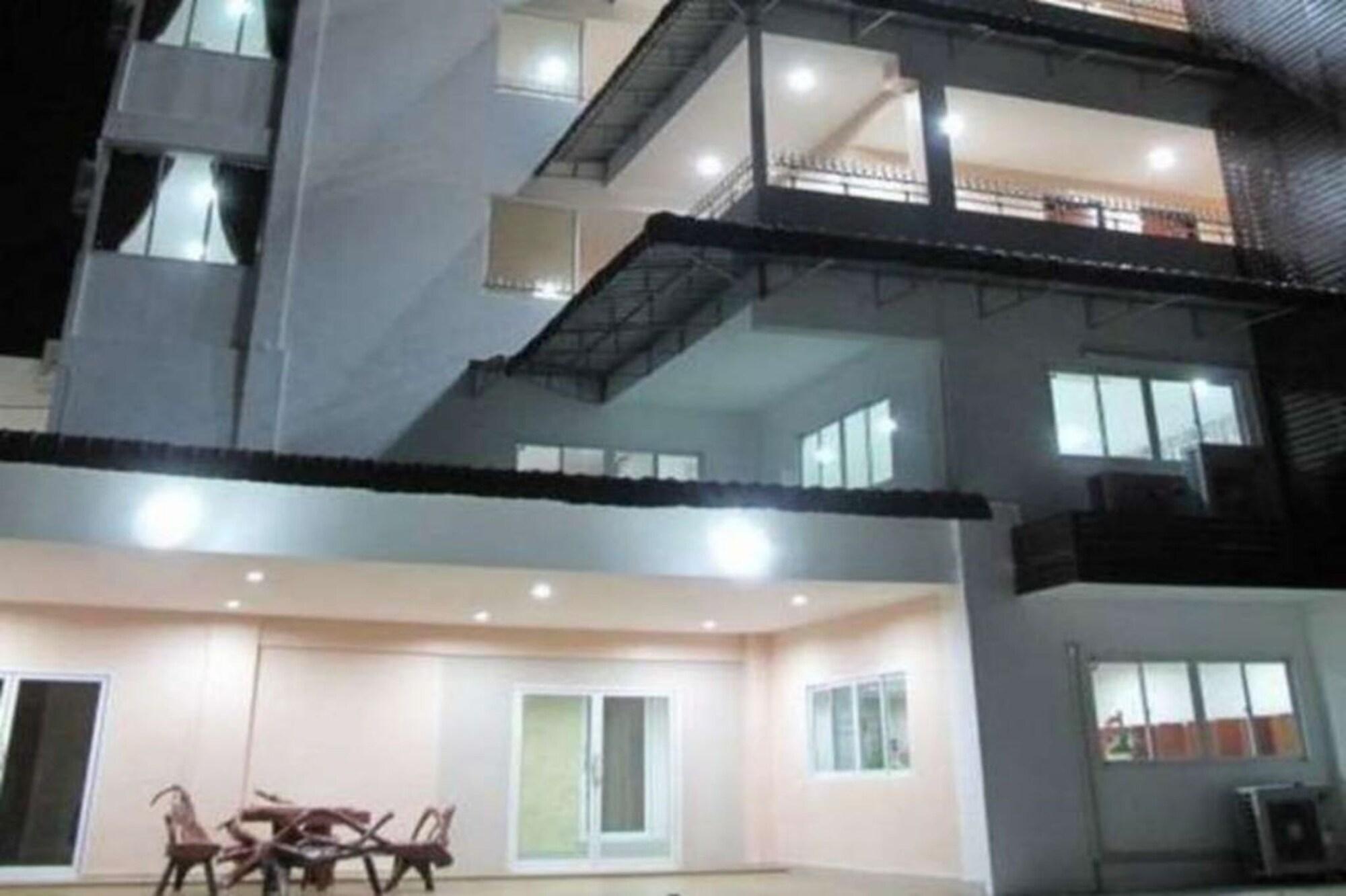 Pearl Residence Serviced Apartment 2/25