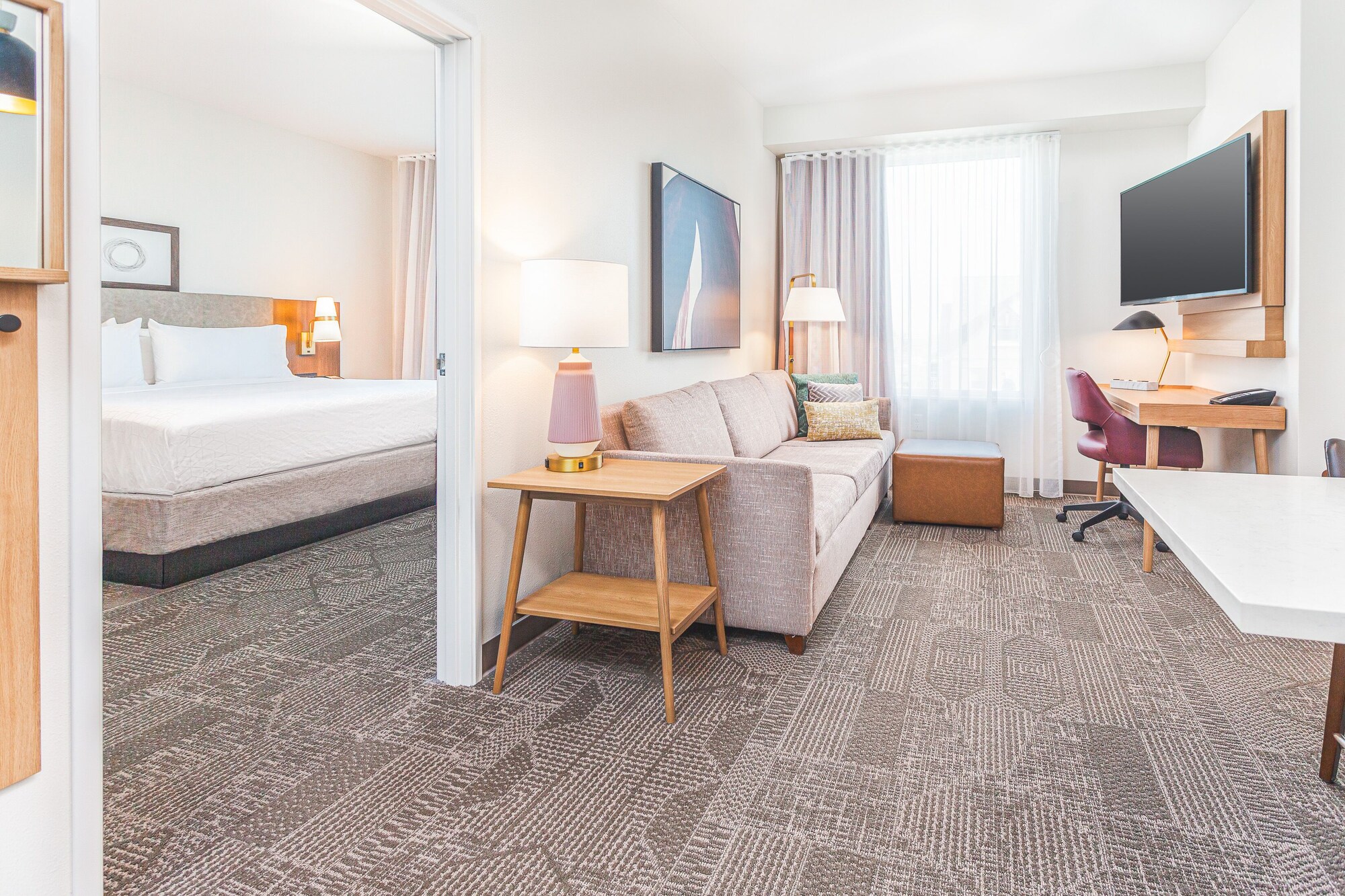 2 Bedrooms, Suite, King and Queen Bed, Kitchen