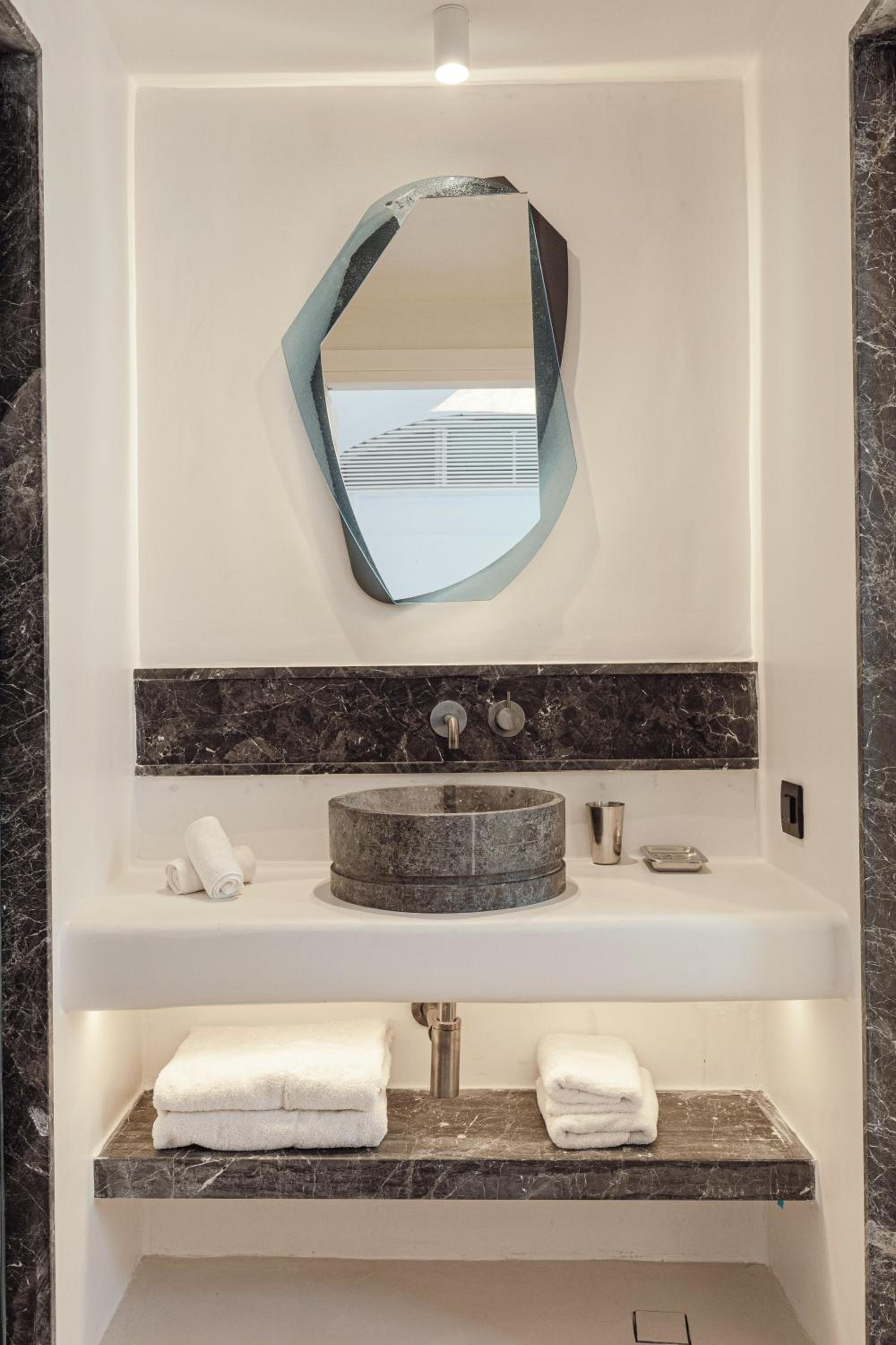 House, Caldera View, Hot Tub، IKIES Santorini 7/7