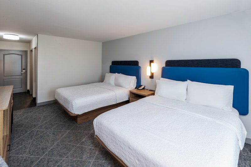 Hampton Inn & Suites Tomball Houston NW 24/86
