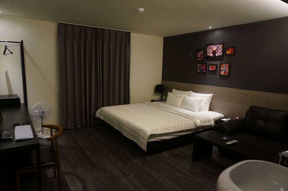 Hotel Mu 9/33