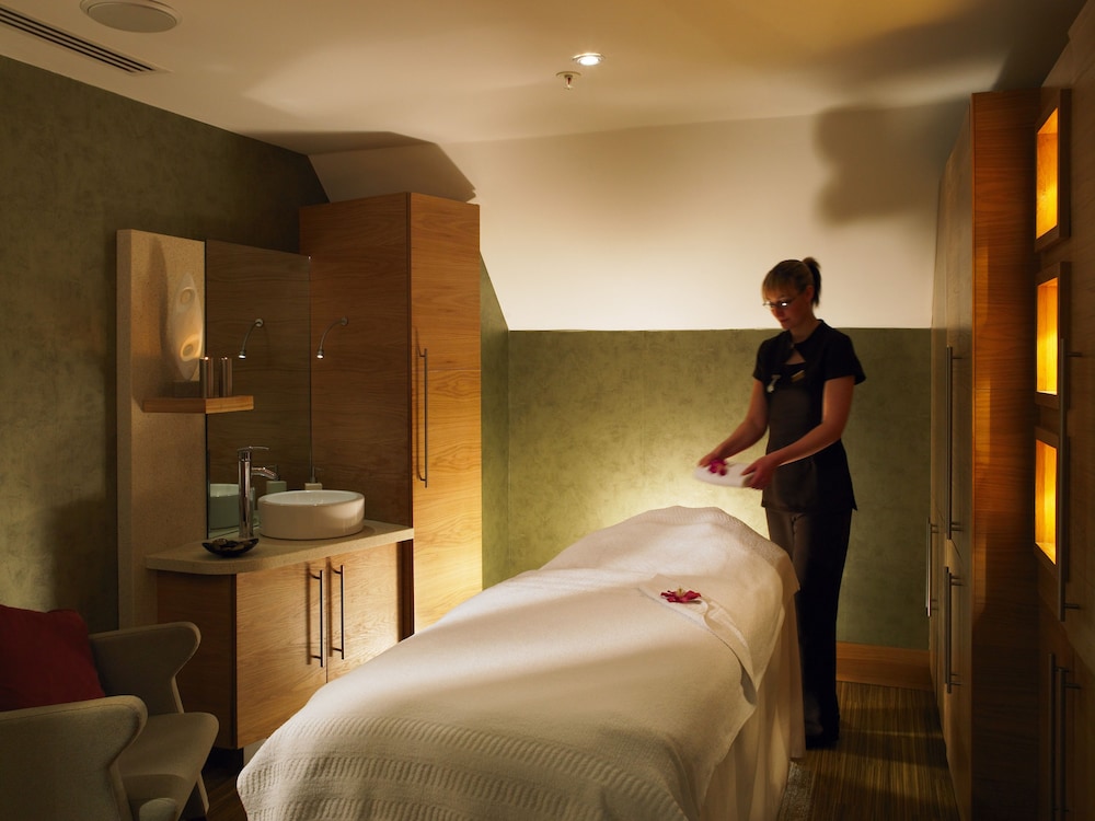 Hollins Hall Hotel, Spa & Golf 60/60