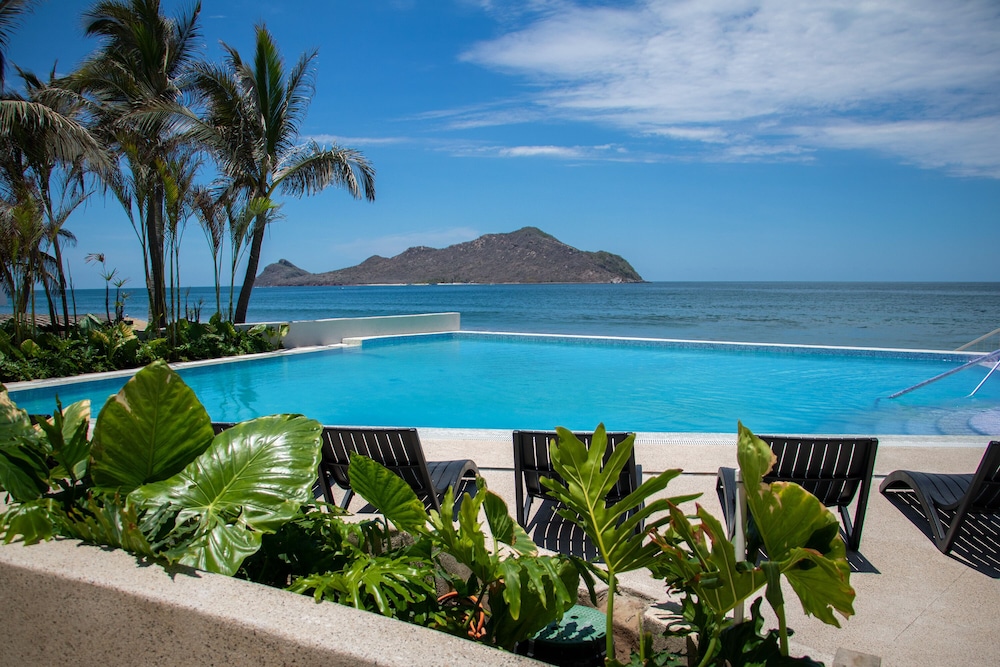 Viaggio Resort Mazatlan 39/44