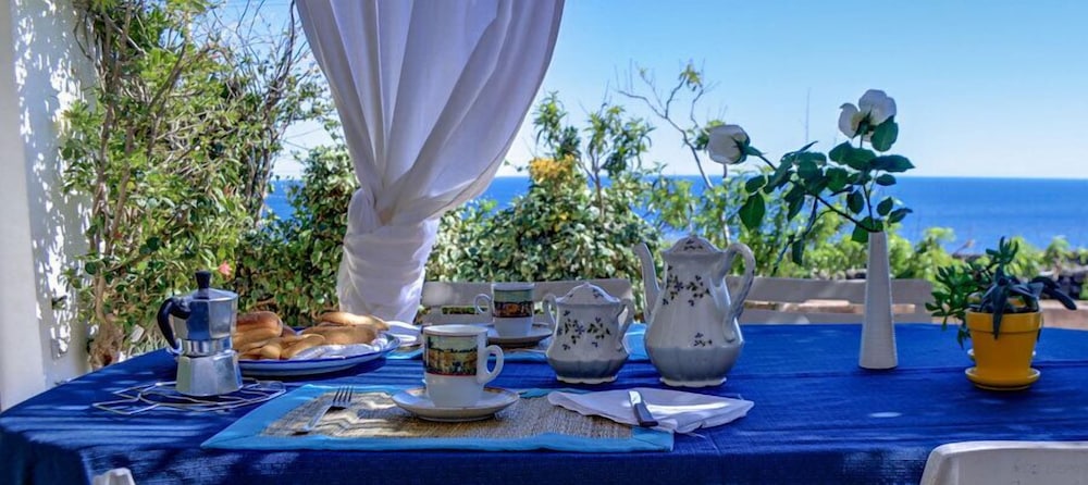 Marina Del Marchese Beach Resort 16/62