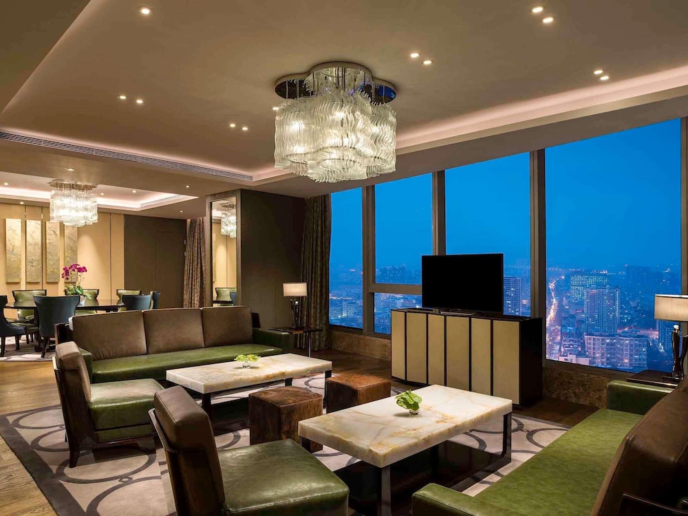 Sofitel Lianyungang Suning 45/71