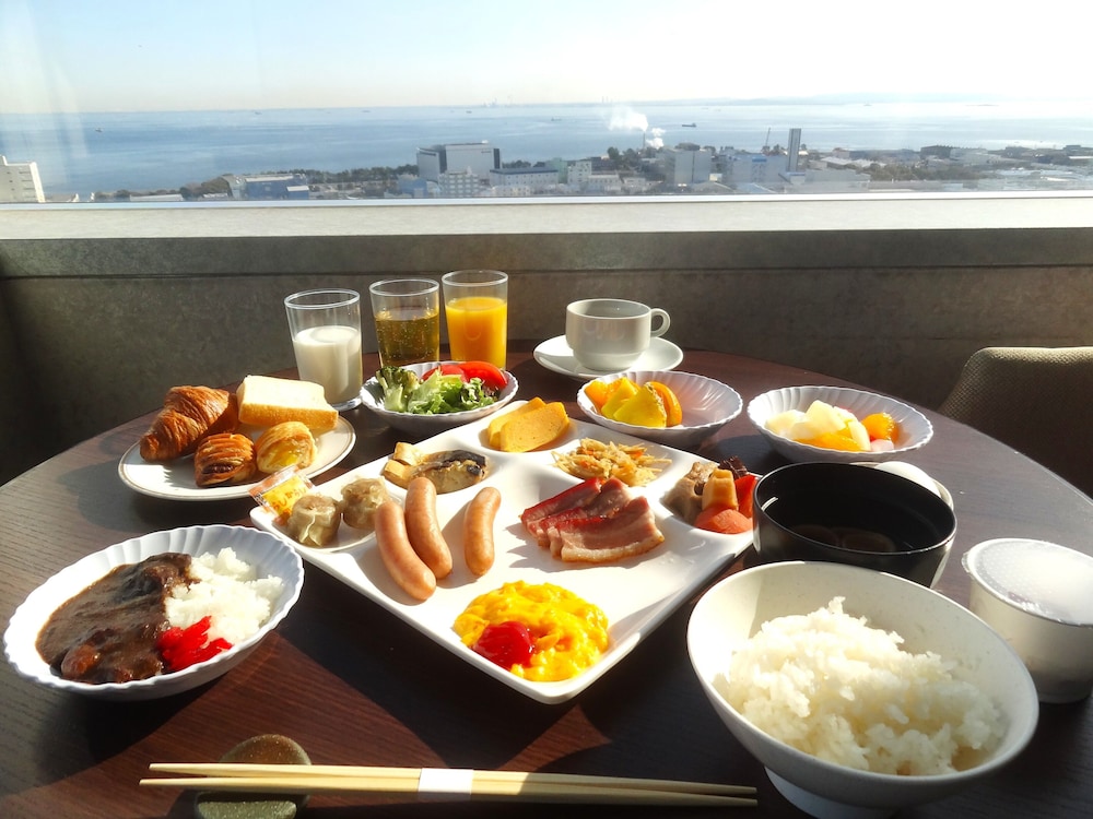 Yokohama Techno Tower Hotel Famiel 51/64