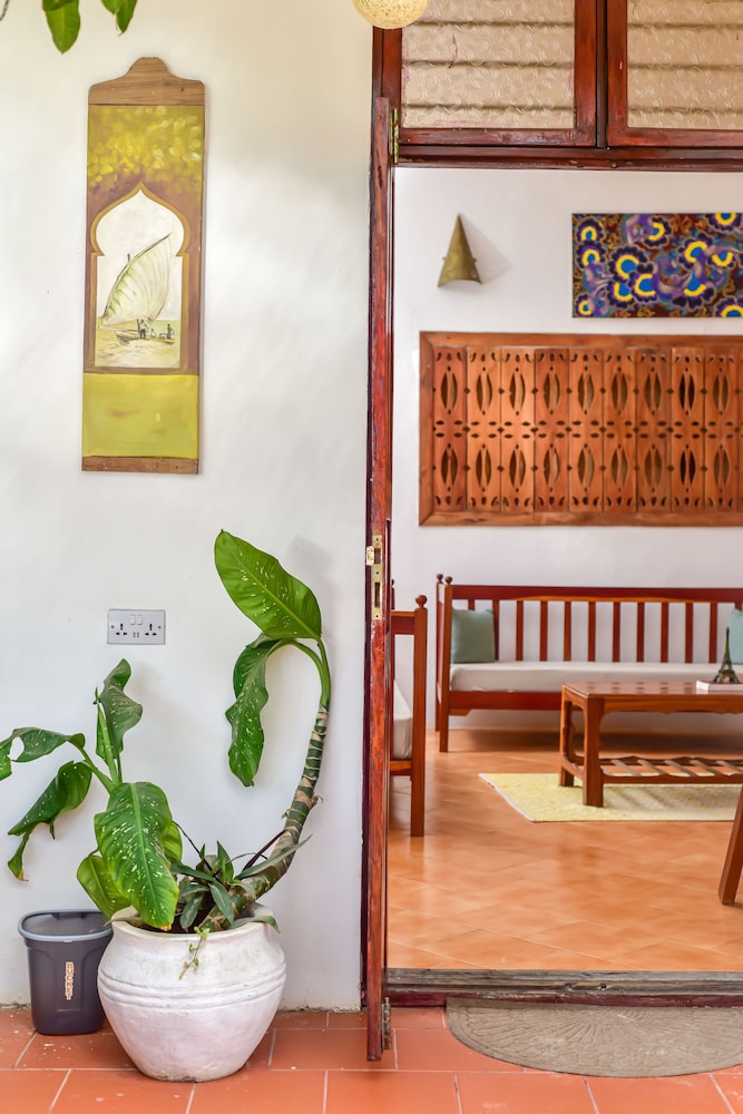 Barabara House 30/49