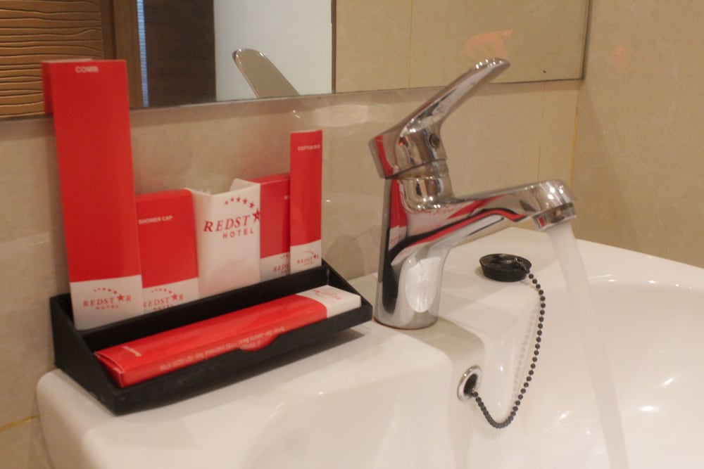 Redstar Hotel 19/39