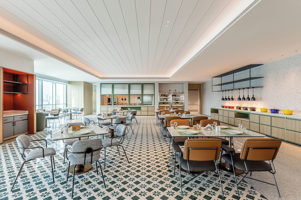 EVEN Hotel Guangzhou Baiyun Station by IHG 33/50