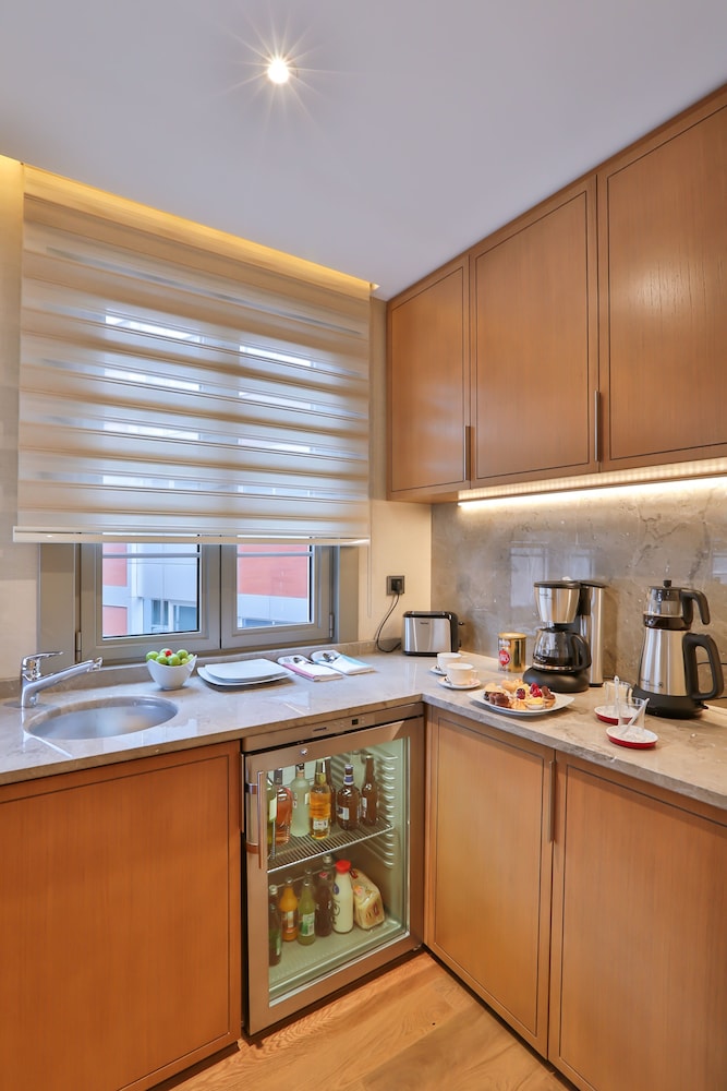 Ada Suites Nisantasi 60/75
