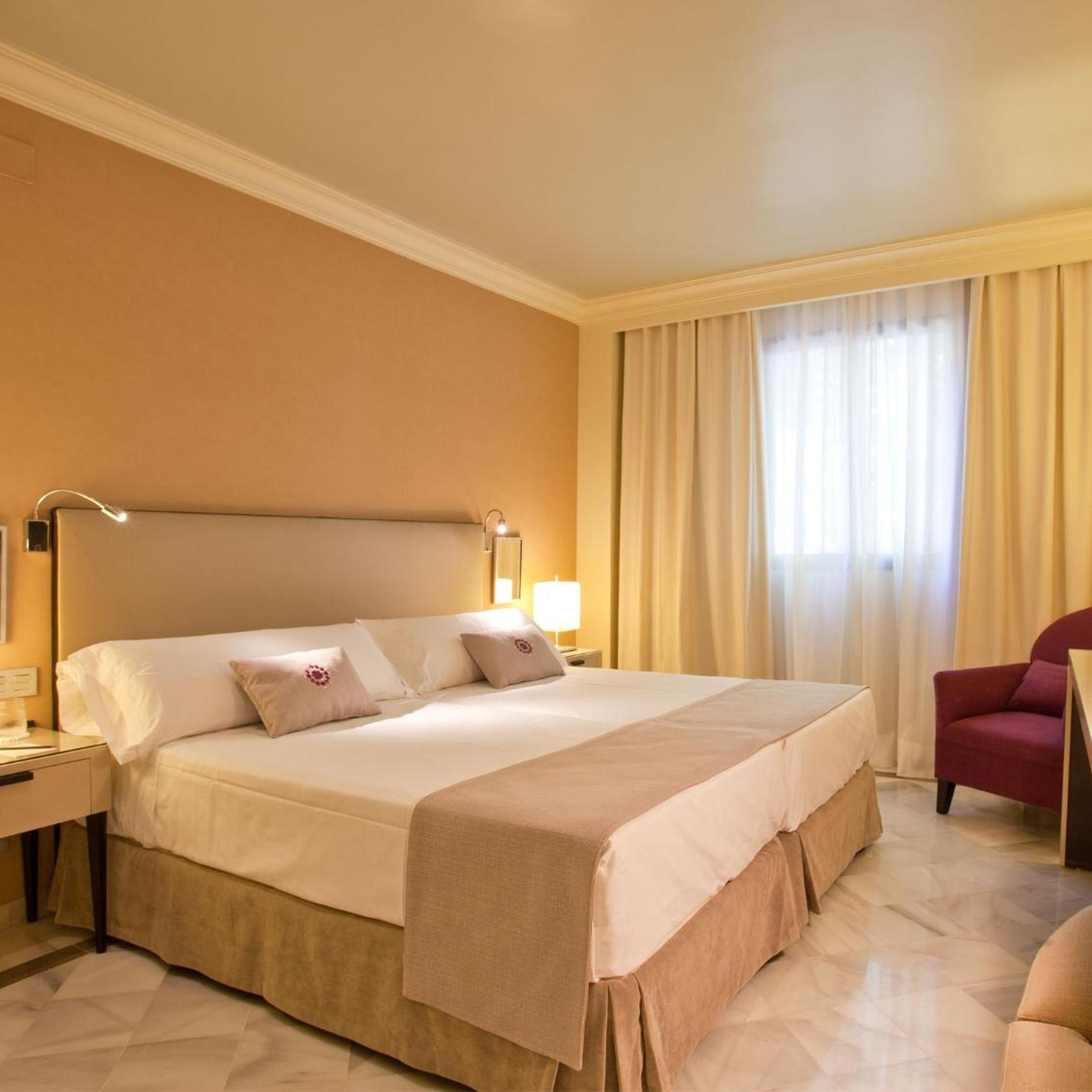Connecting, Double Bed