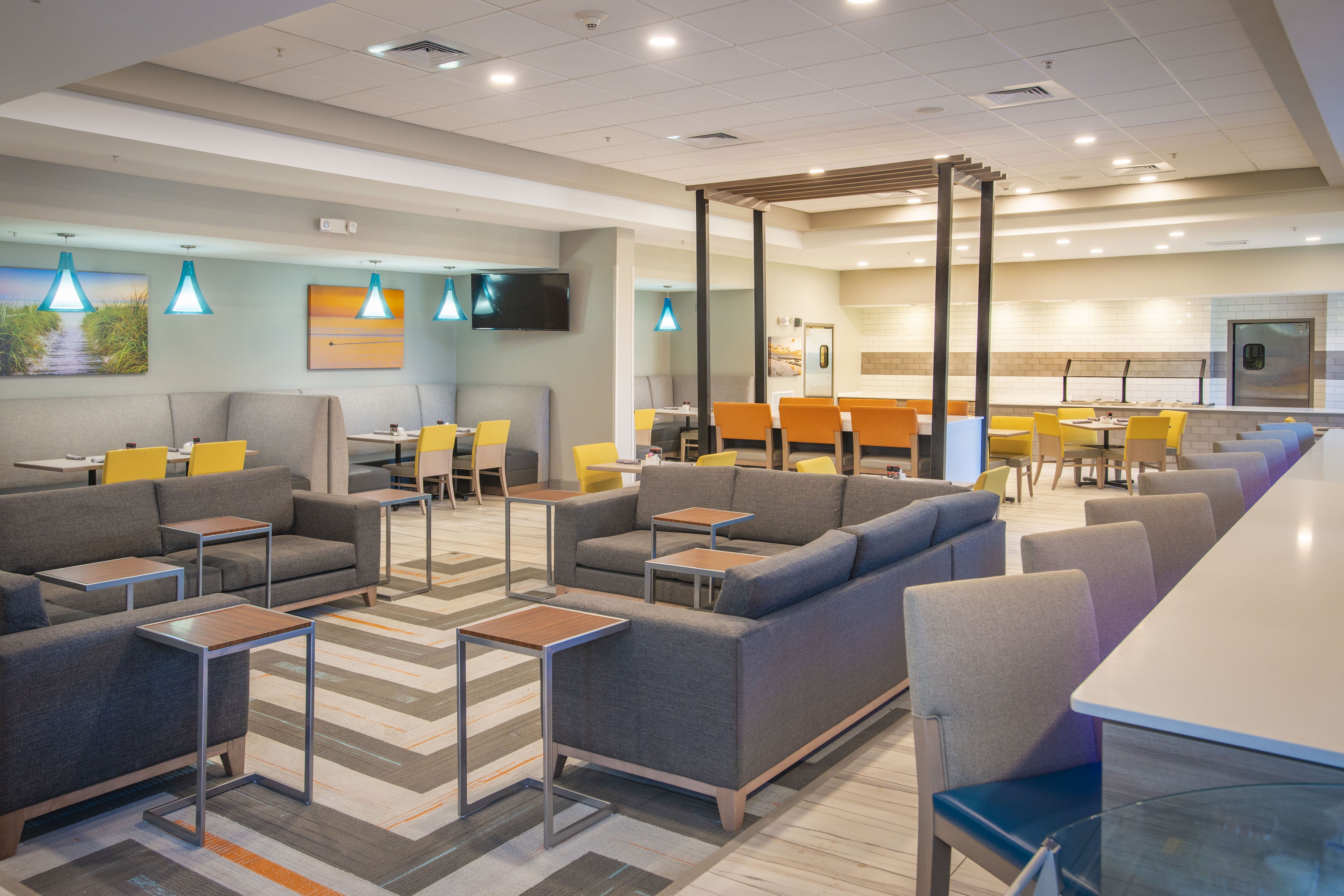 Holiday Inn Pensacola - University Area by IHG 21/31