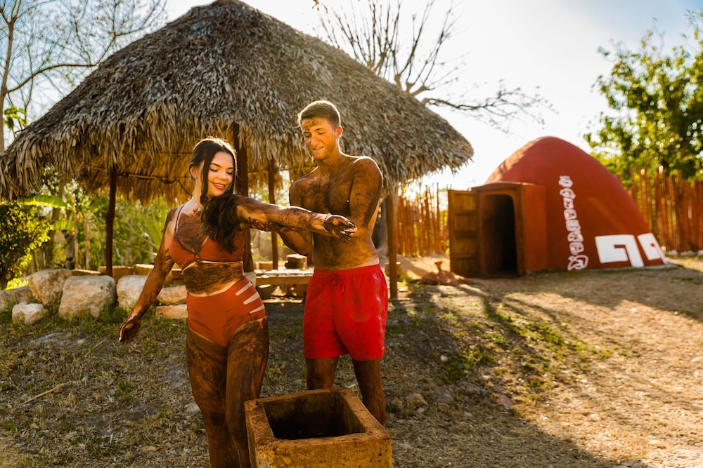 Uxmal Resort Maya 59/61