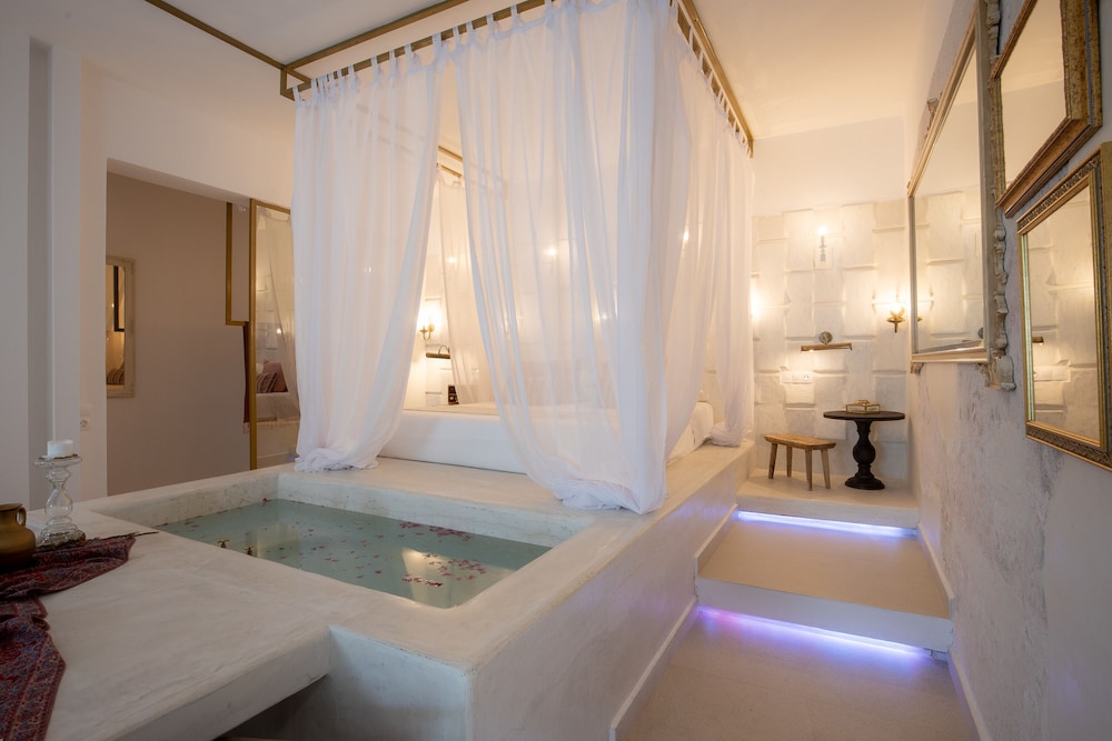 Kouros Exclusive Suites - Adults Only 41/78