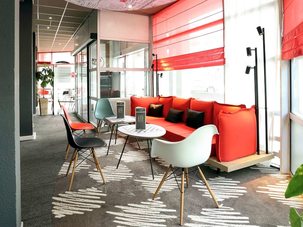 restaurant-cafeteria